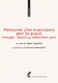 Persone che marciano per la pace. Perugia-Assisi 24 settembre 1961