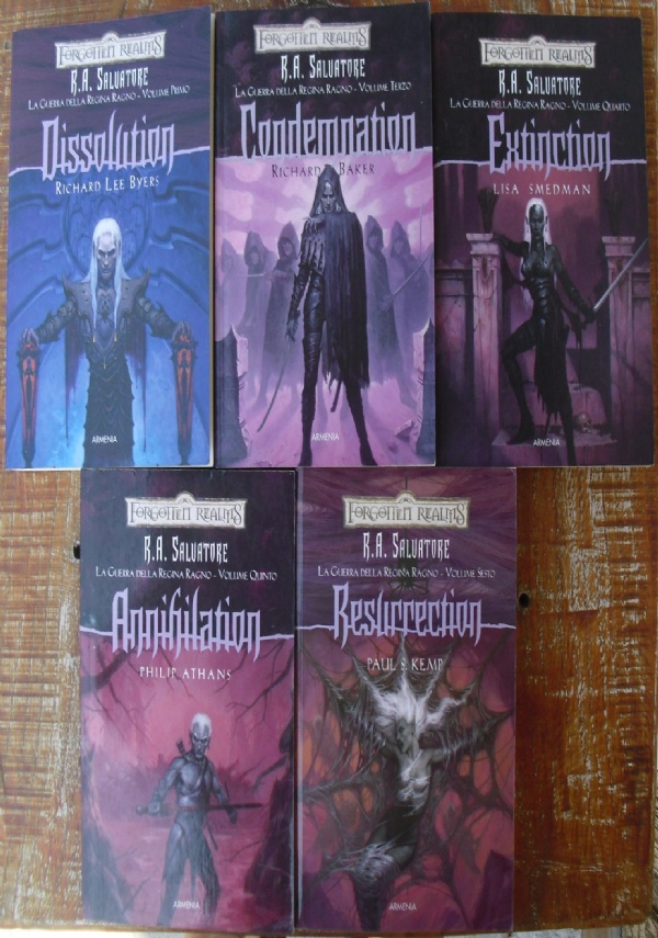 Lotto 4 libri fantasy Forgotten Realms: L’alba degli eroi; Notte senza stelle; La maledizione del Demone (L’eredit del Demone); La figlia del Drow (Luci e Ombre) di 