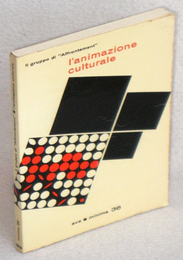 PHOTO ITALIANA Anno III - N. 22  Gennaio 1977 - HELMUT NEWTON, MAN RAY, MAGRITTE, CHARLES GATEWOOD di 