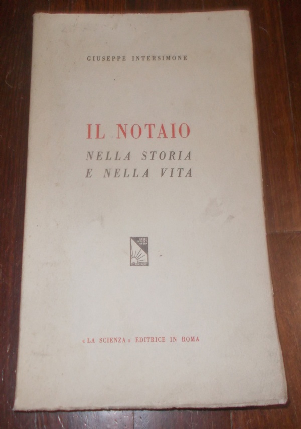 LOTTO 48 IL GIALLO MONDADORI, CLASSICI DEL GIALLO E ALTRI GIALLI di 