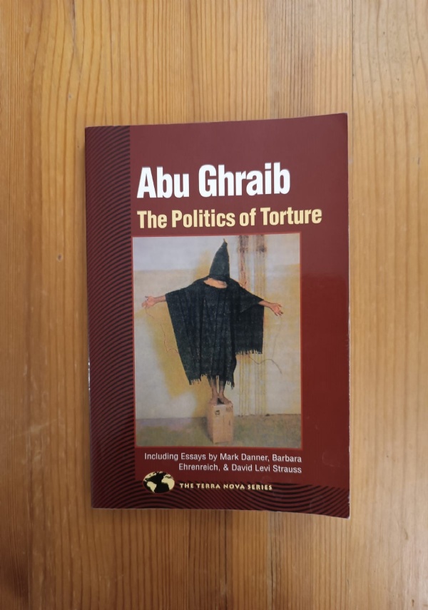 In posa, Abu Ghraib 10 anni dopo di 